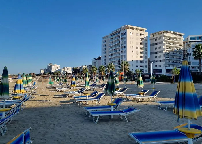 Sea View 073 - Happy *
